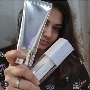 Brightening Sunscreen | SPF 50+ | PA+++ | No White Cast | Nourishing - Wahtrends